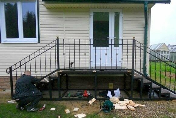 Крыльцо на две стороны 